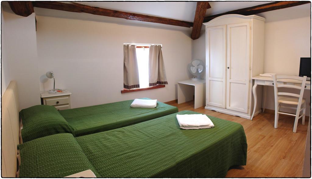 Locanda Del Re Feltre Zimmer foto