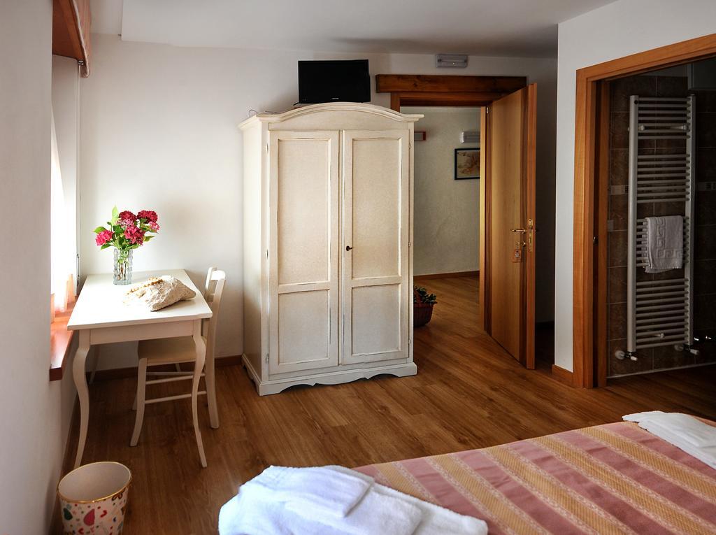 Locanda Del Re Feltre Zimmer foto
